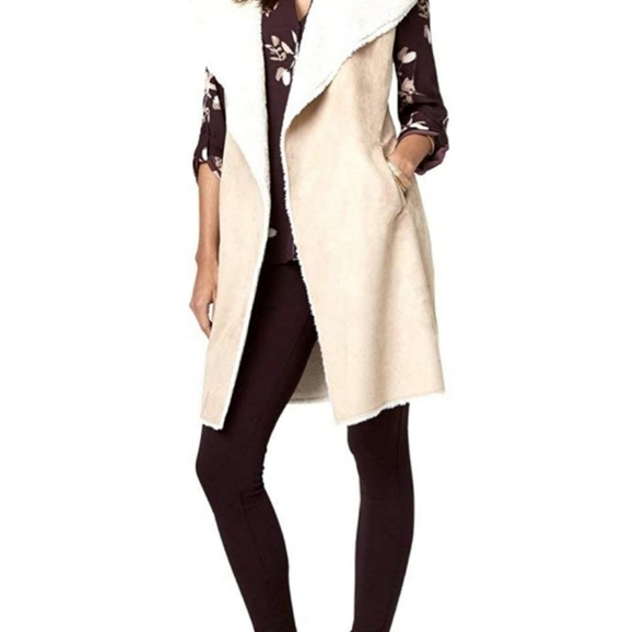 LE CHATEAU Bonded Faux Sherpa Vest - Picture 3 of 6